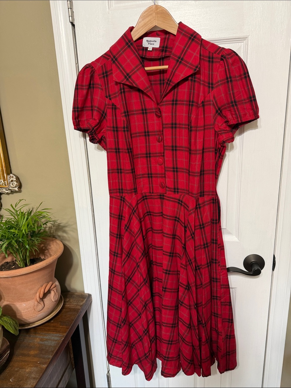 Magnolia Place Red Plaid Fit-and-Flare Dress Side Zipper Pockets Size Large C 18